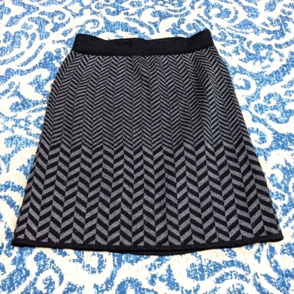 Kenar wool skirt   - Picture 1 of 8